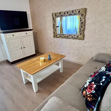 Catedrala Blue Apartamento *