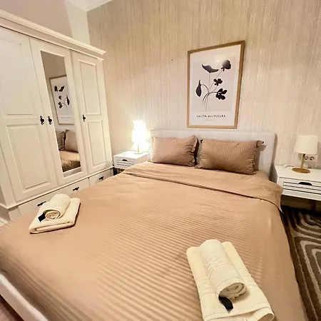 Catedrala Blue Apartamento *