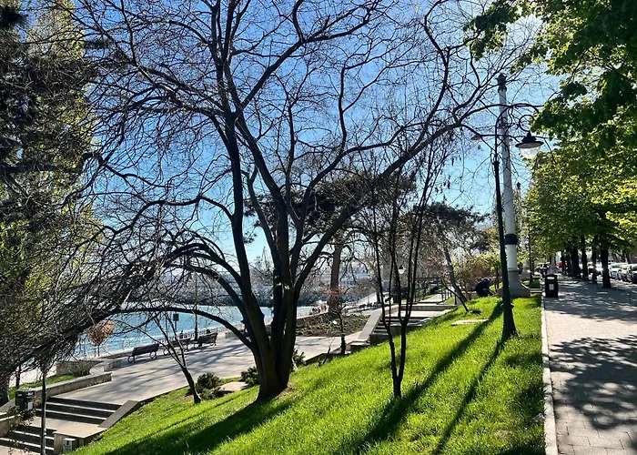 Catedrala Blue * Köstence